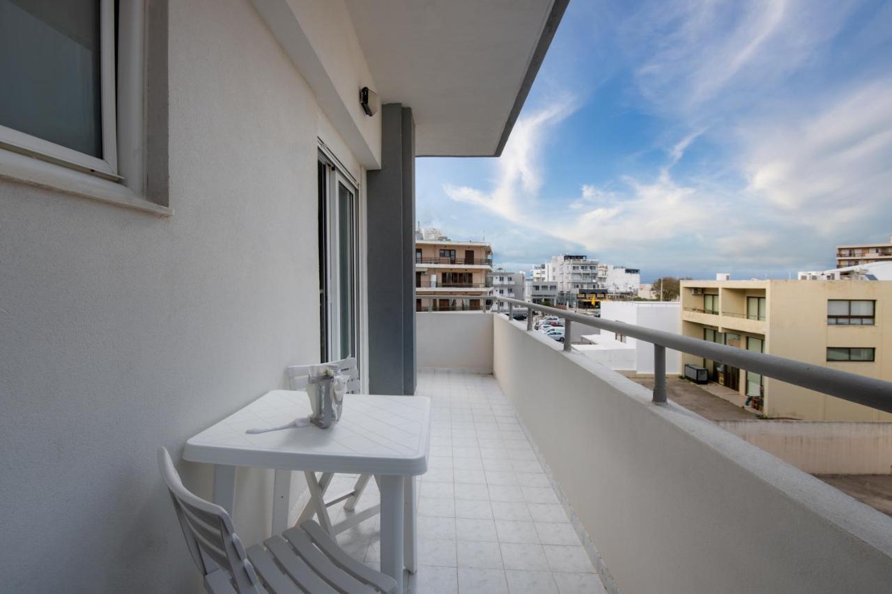 Iskas Evilion Rhodes City Extérieur photo